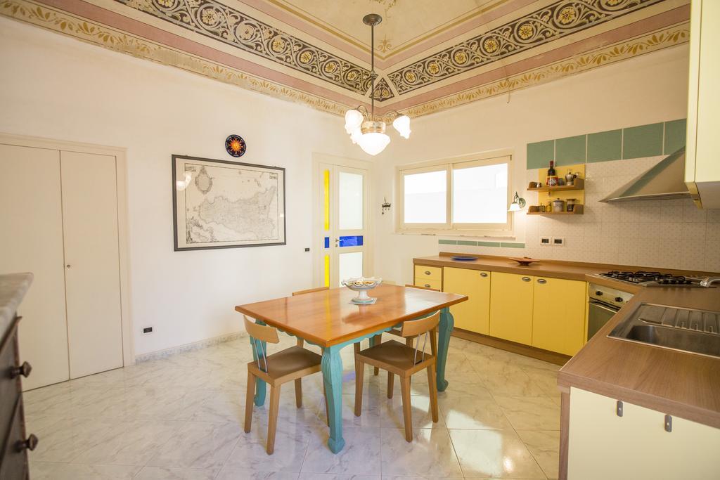 Domus Osterio Magno Apartment Cefalu Luaran gambar