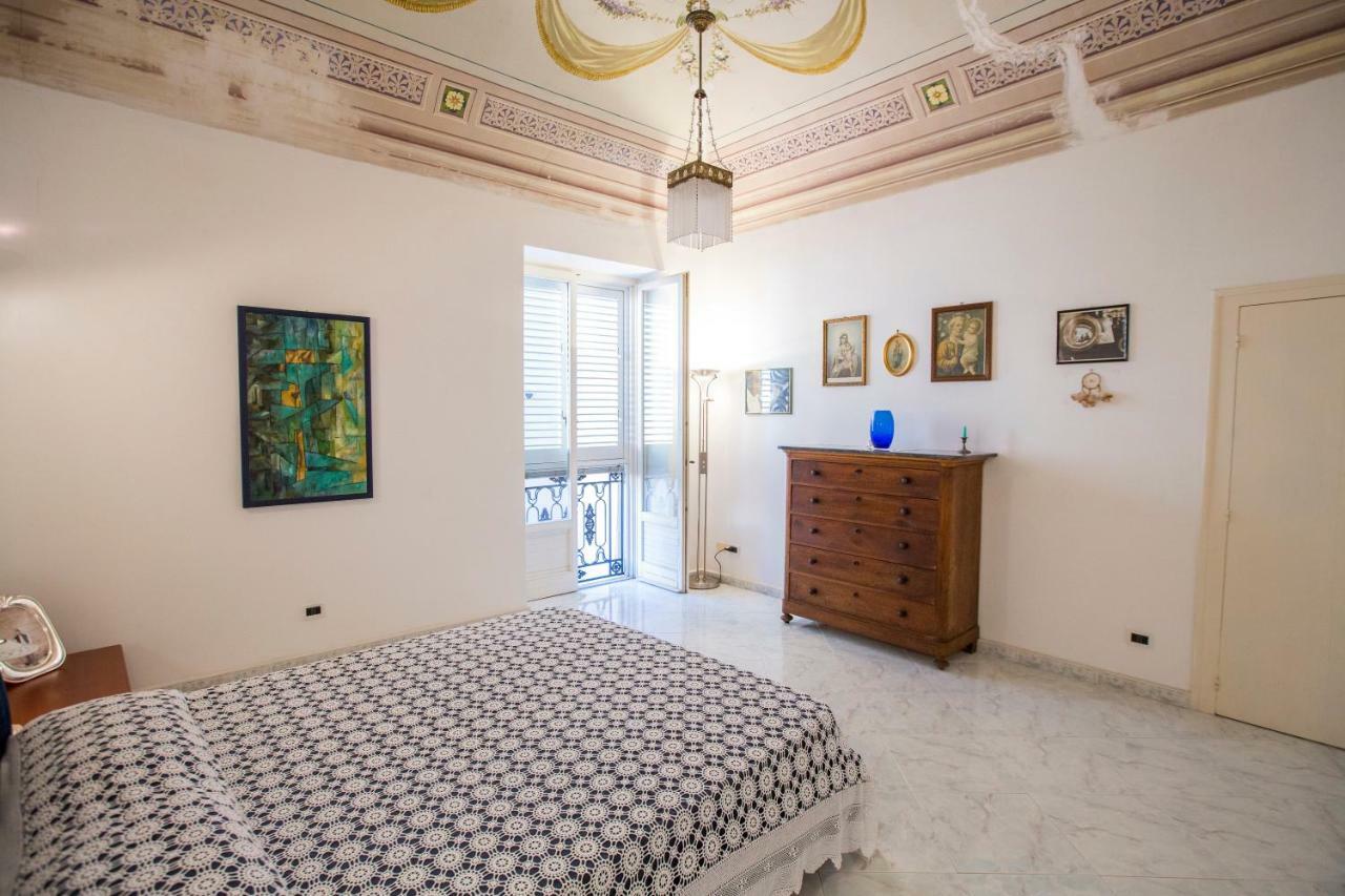 Domus Osterio Magno Apartment Cefalu Luaran gambar